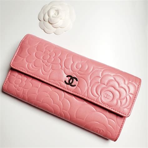 chanel pink camellia zip wallet 2010|chanel camellia wallet price.